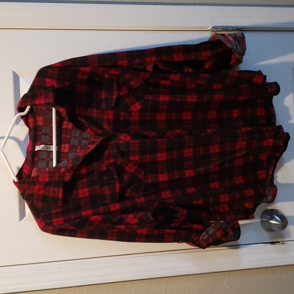 Flannel top - Picture 1 of 4